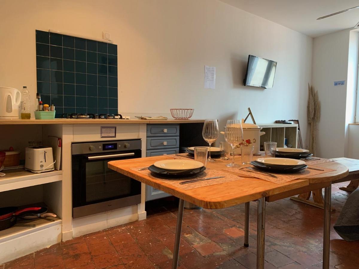 La Tomette - Le Charme De L'Authentique Apartment Maury Bagian luar foto